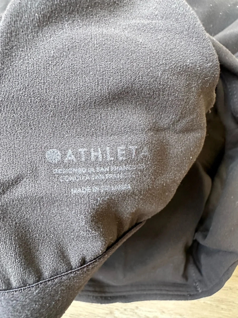 Athleta Purpose Crop Sports Bra D-DD+ Truffle XS